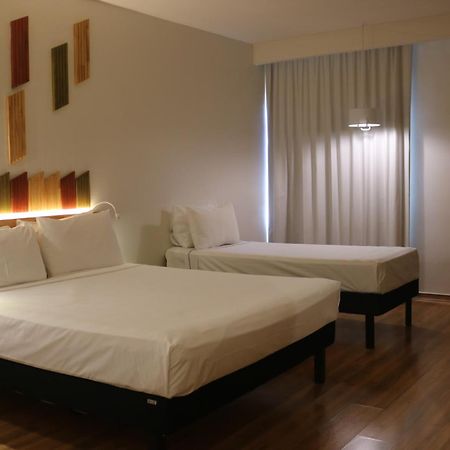 Hotel Nacional Inn Curitiba Santa Felicidade מראה חיצוני תמונה