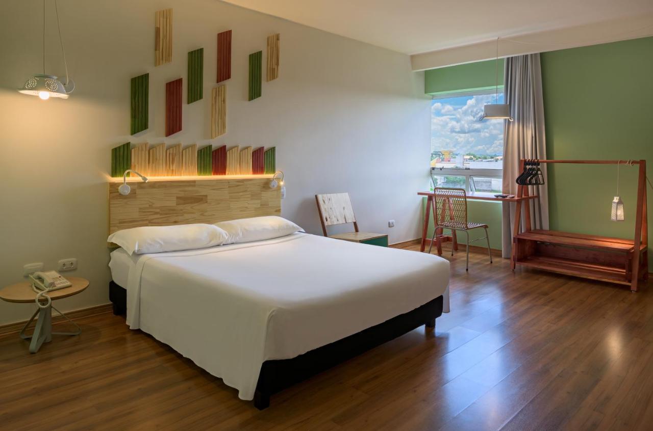 Hotel Nacional Inn Curitiba Santa Felicidade מראה חיצוני תמונה