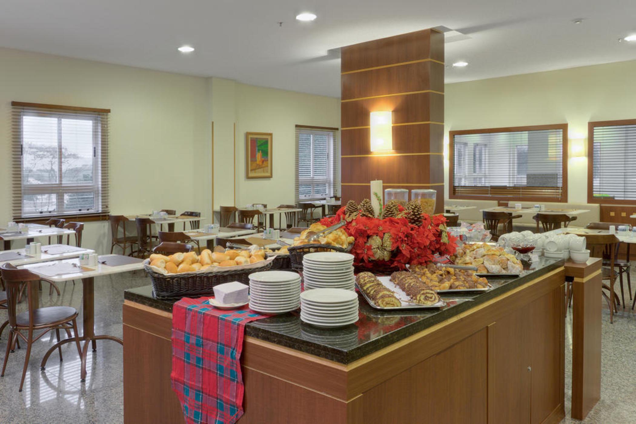 Hotel Nacional Inn Curitiba Santa Felicidade מראה חיצוני תמונה